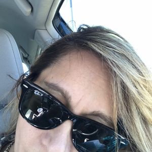 Meet your Posher, Alison